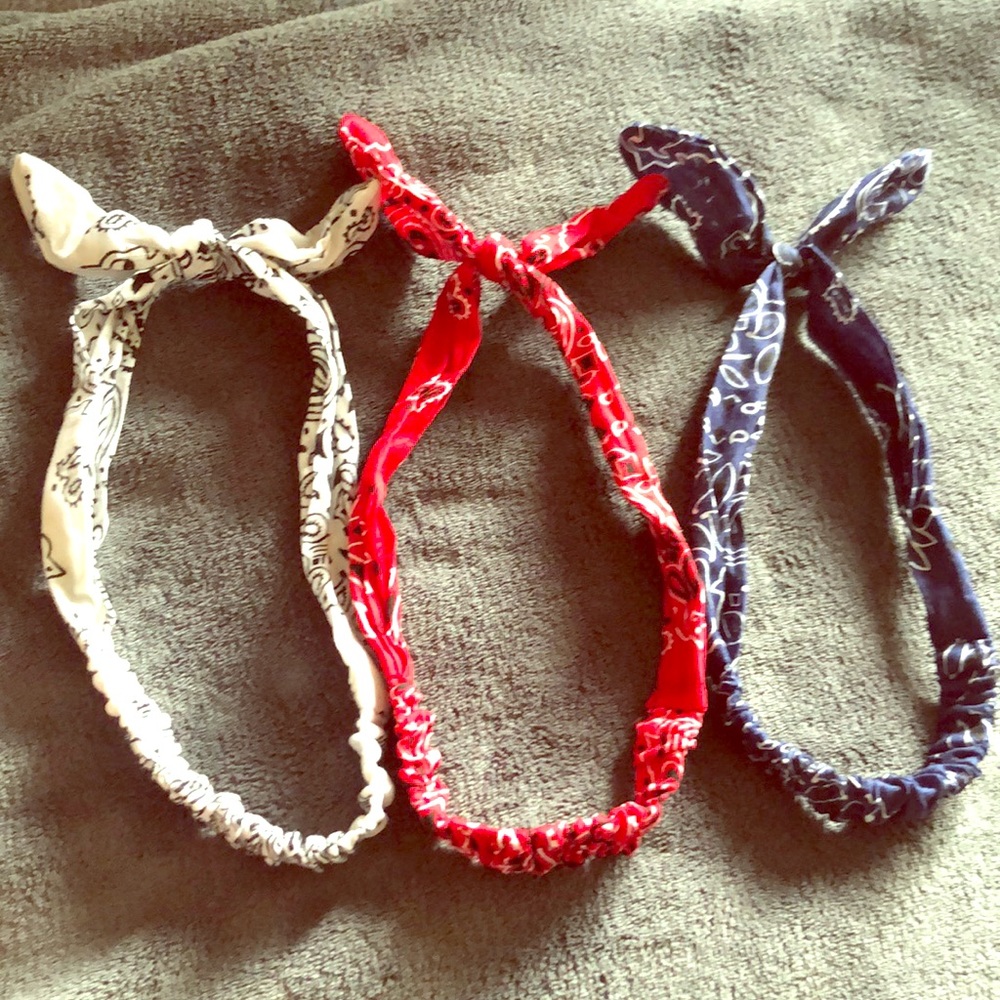 ⛔️ SOLD ⛔️ Headbands 3 pieces